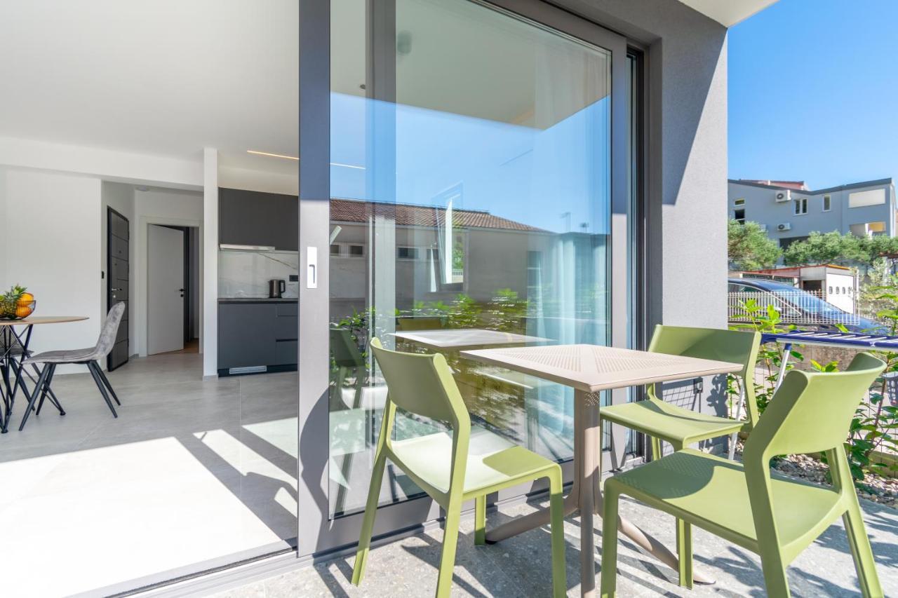 Apartmani Pino 1 Baška Voda Kültér fotó