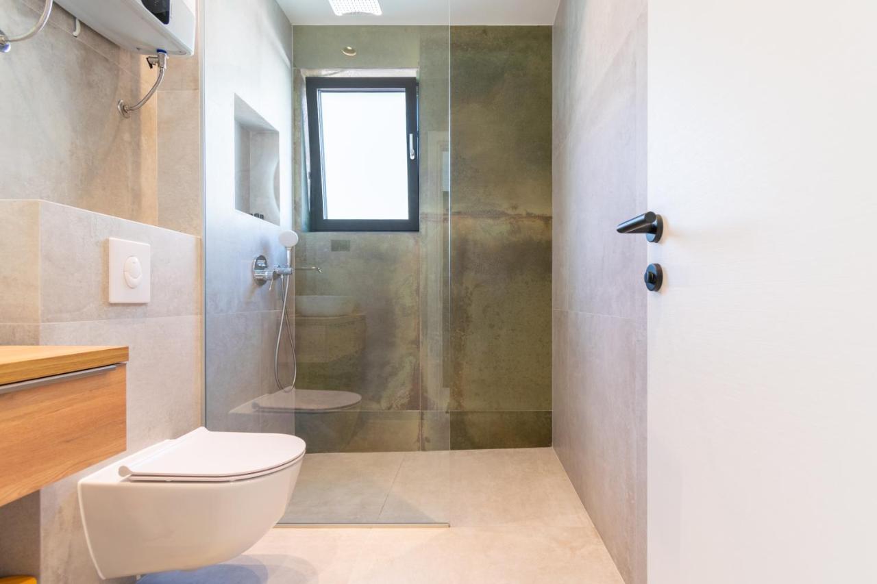 Apartmani Pino 1 Baška Voda Kültér fotó