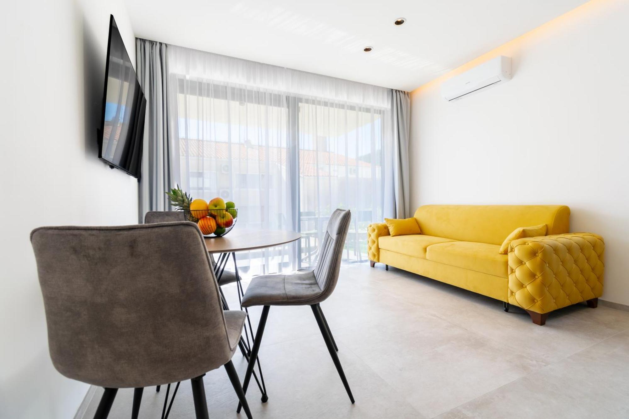 Apartmani Pino 1 Baška Voda Kültér fotó