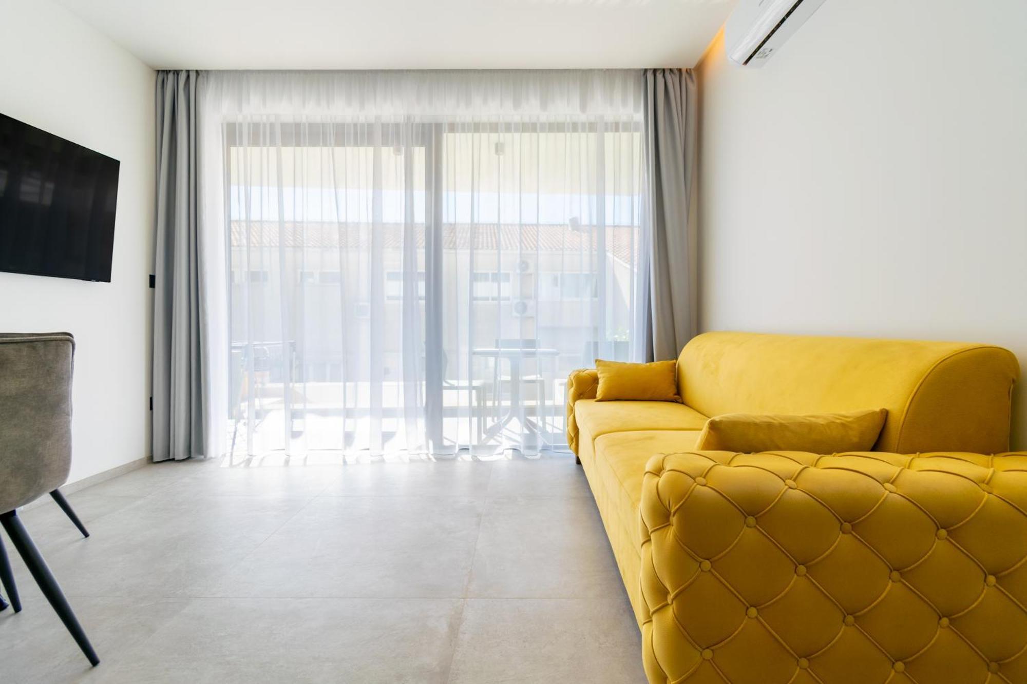Apartmani Pino 1 Baška Voda Kültér fotó